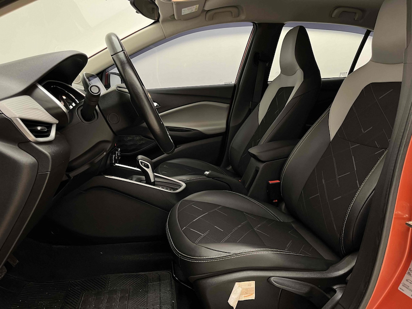 Foto do veículo CHEVROLET ONIX 1.0 TURBO FLEX PREMIER AUTOMÁTICO 2020 34.533 KM 75.900,00