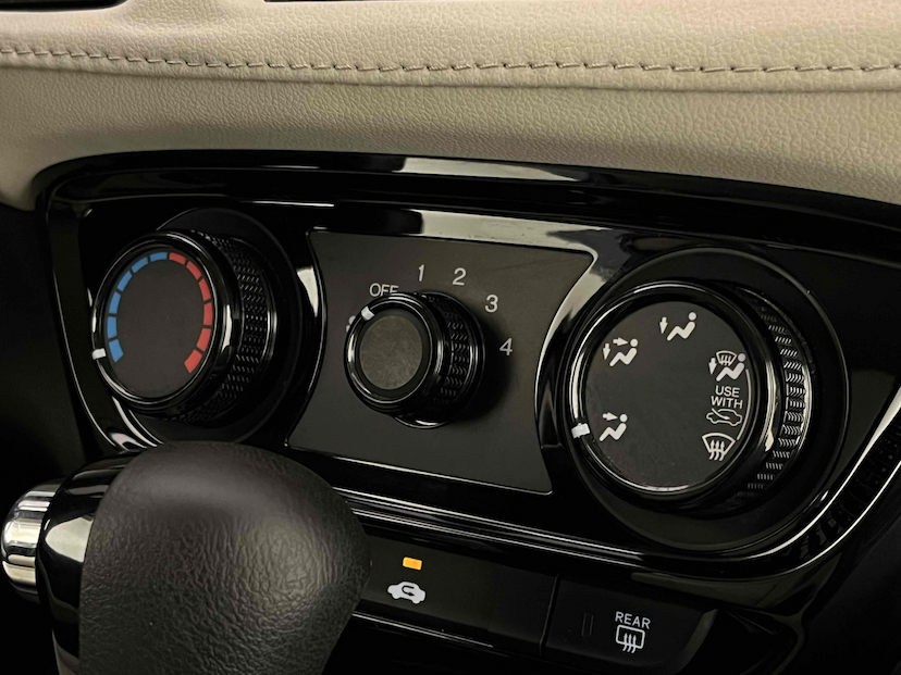Foto do veículo HONDA HR-V 1.8 16V FLEX LX 4P AUTOMÁTICO 2019 71.736 KM 96.900,00
