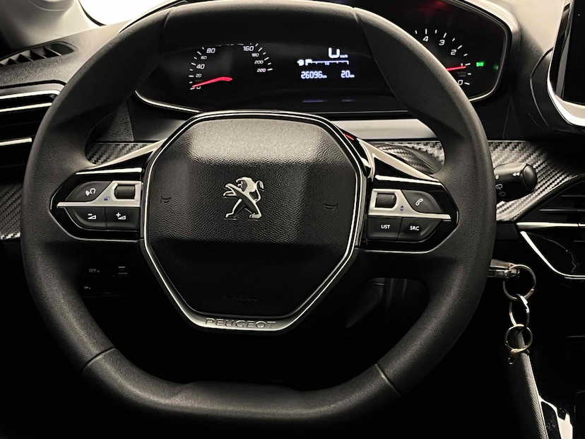 Foto do veículo PEUGEOT 208 1.6 16V FLEX ACTIVE PACK AT6 2021 26.096 KM 73.900,00