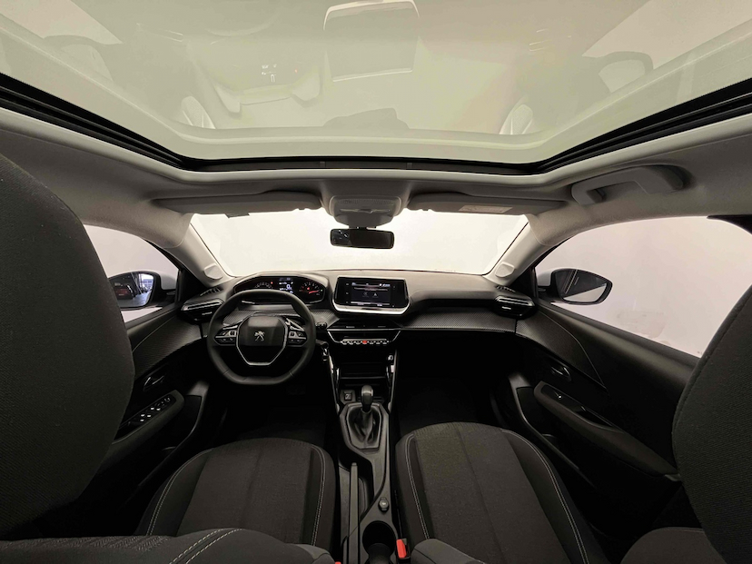 Foto do veículo PEUGEOT 208 1.6 16V FLEX ACTIVE PACK AT6 2021 26.096 KM 73.900,00