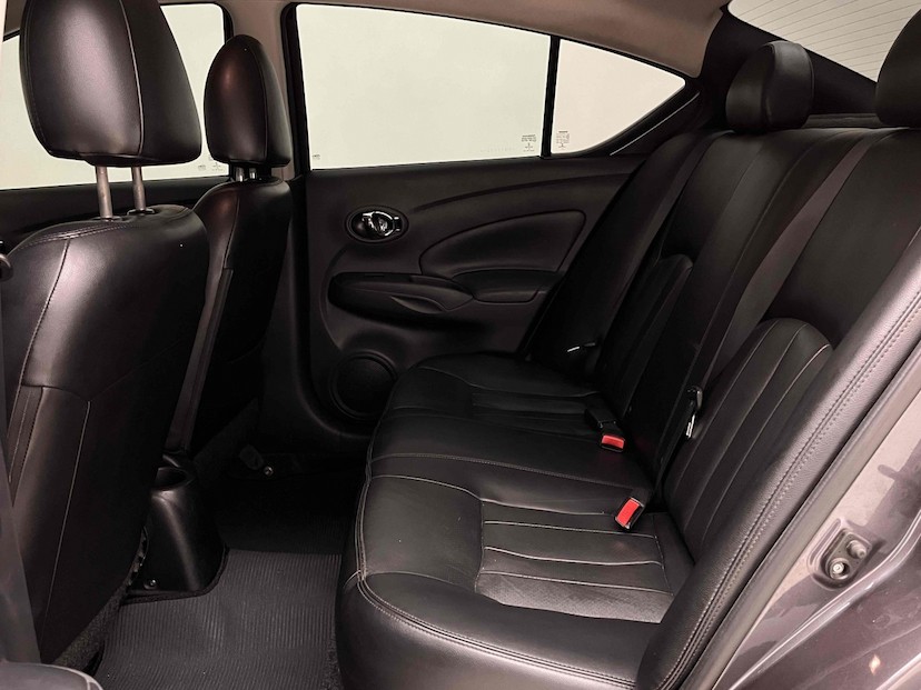 Foto do veículo NISSAN VERSA 1.6 16V FLEXSTART SL 4P XTRONIC 2019 87.340 KM 65.900,00