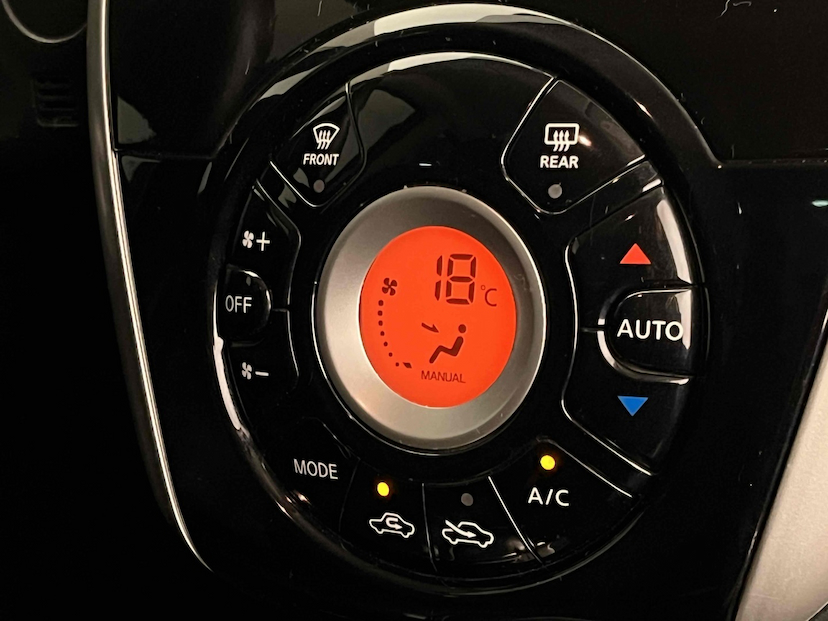 Foto do veículo NISSAN VERSA 1.6 16V FLEXSTART SL 4P XTRONIC 2019 87.340 KM 65.900,00