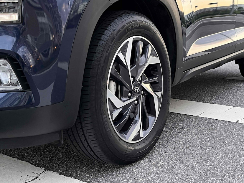 Foto do veículo HYUNDAI CRETA 1.0 TGDI FLEX LIMITED AUTOMÁTICO 2023 18.355 KM 122.900,00