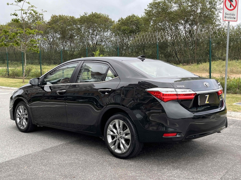 Foto do veículo TOYOTA COROLLA 2.0 XEI 16V FLEX 4P AUTOMÁTICO 2019 70.352 KM 118.900,00