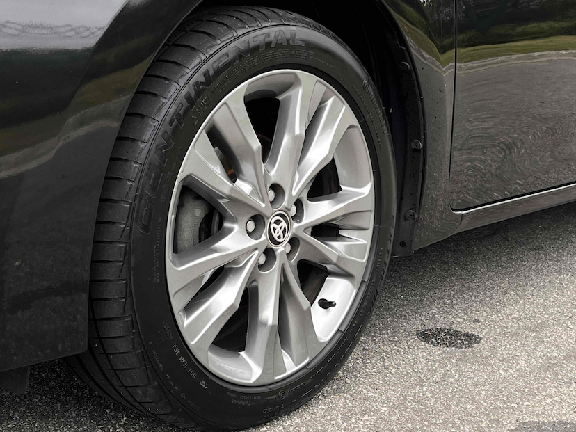 Foto do veículo TOYOTA COROLLA 2.0 XEI 16V FLEX 4P AUTOMÁTICO 2019 70.352 KM 118.900,00