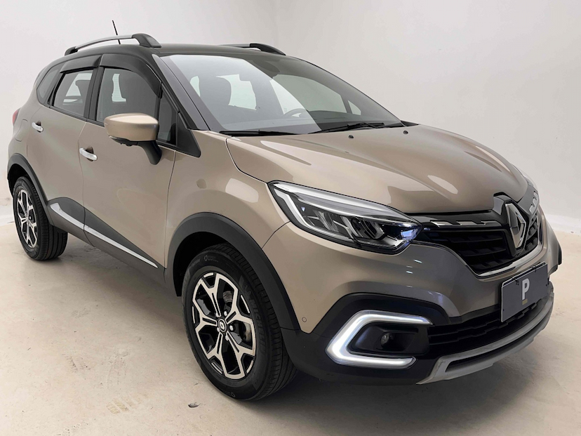 Foto do veículo RENAULT CAPTUR 1.3 TCE FLEX ICONIC X-TRONIC 2022 32.025 KM 98.900,00