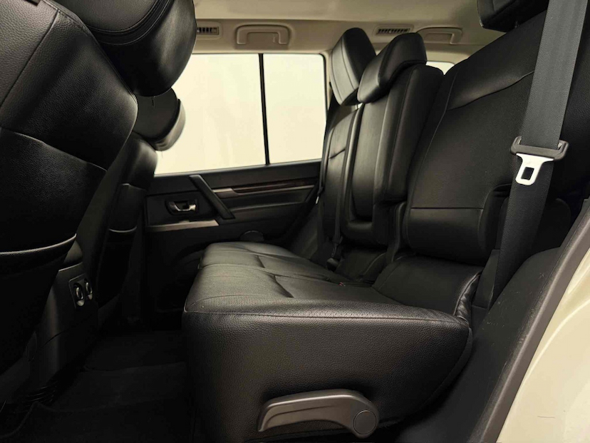 Foto do veículo MITSUBISHI PAJERO FULL 3.2 HPE 4X4 16V TURBO INTERCOOLER DIESEL 4P AUTOMÁTICO 2014 113.289 KM 134.900,00