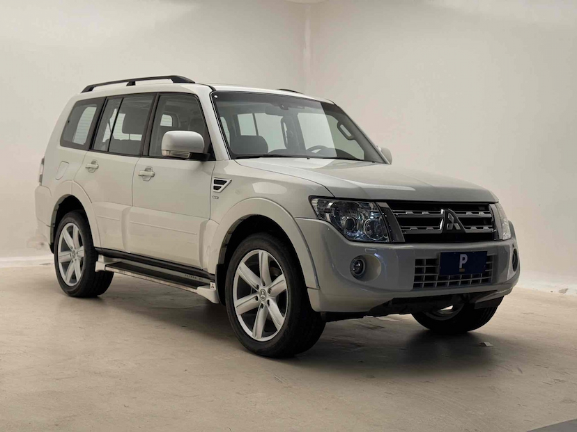 Foto do veículo MITSUBISHI PAJERO FULL 3.2 HPE 4X4 16V TURBO INTERCOOLER DIESEL 4P AUTOMÁTICO 2014 113.289 KM 134.900,00