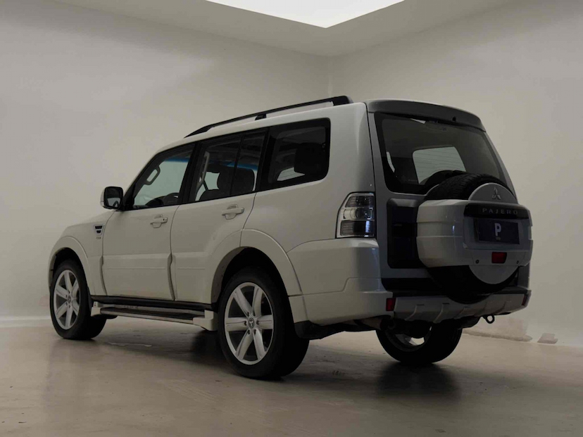 Foto do veículo MITSUBISHI PAJERO FULL 3.2 HPE 4X4 16V TURBO INTERCOOLER DIESEL 4P AUTOMÁTICO 2014 113.289 KM 134.900,00