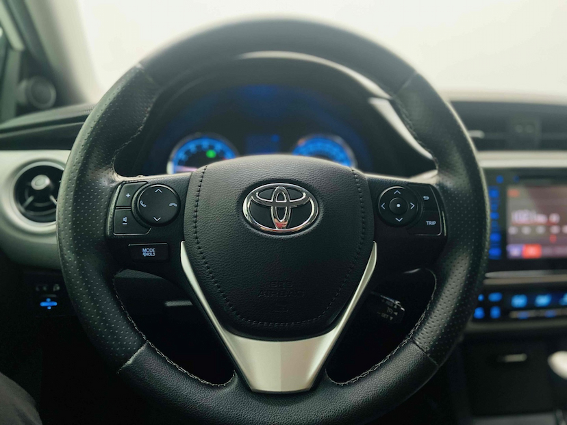 Foto do veículo TOYOTA COROLLA 2.0 XRS 16V FLEX 4P AUTOMÁTICO 2018 69.982 KM 103.000,00