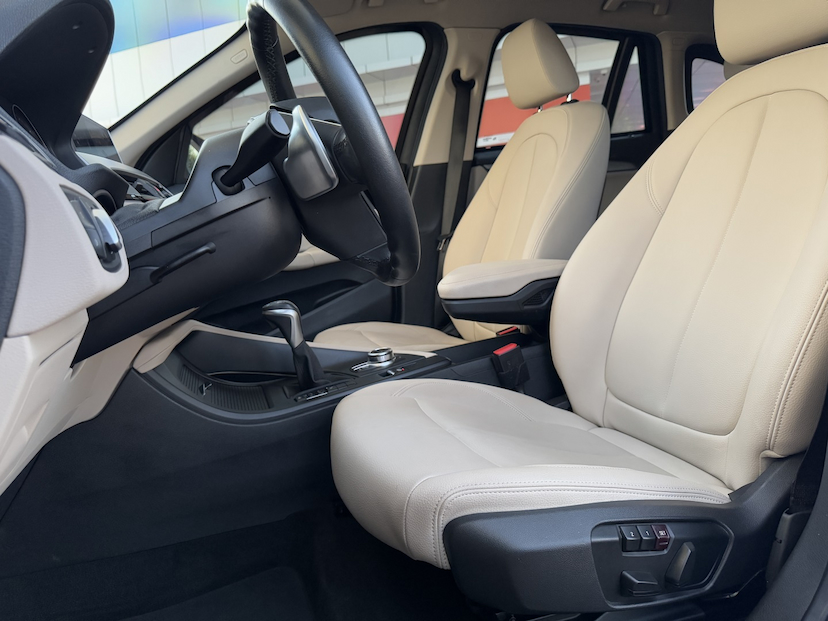 Foto do veículo BMW X1 2.0 16V TURBO ACTIVEFLEX SDRIVE20I 4P AUTOMÁTICO 2020 46.467 KM 183.900,00