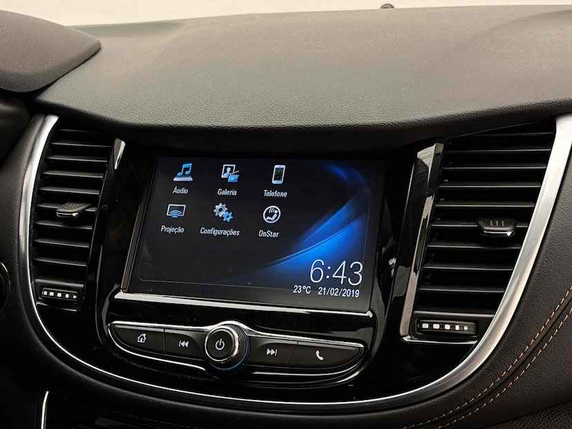 Foto do veículo CHEVROLET TRACKER 1.4 16V TURBO FLEX PREMIER AUTOMÁTICO 2019 63.421 KM 87.900,00