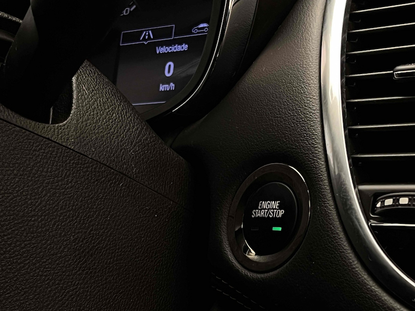 Foto do veículo CHEVROLET TRACKER 1.4 16V TURBO FLEX PREMIER AUTOMÁTICO 2019 63.421 KM 87.900,00