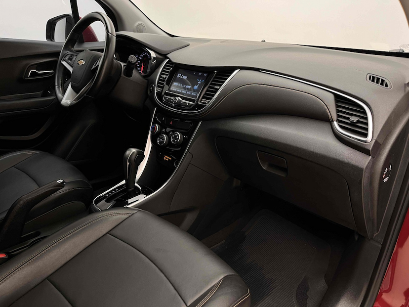 Foto do veículo CHEVROLET TRACKER 1.4 16V TURBO FLEX PREMIER AUTOMÁTICO 2019 63.421 KM 87.900,00