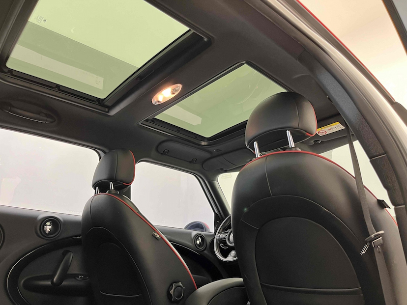 Foto do veículo MINI COUNTRYMAN 1.6 JOHN WORKS ALL4 16V GASOLINA 4P AUTOMÁTICO 2016 76.568 KM 106.900,00