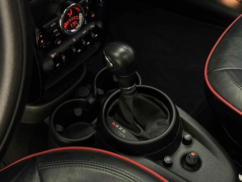 Foto do veículo MINI COUNTRYMAN 1.6 JOHN WORKS ALL4 16V GASOLINA 4P AUTOMÁTICO 2016 76.568 KM 106.900,00