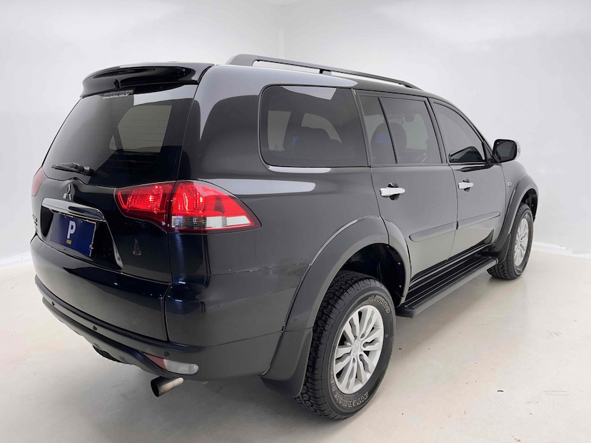 Foto do veículo MITSUBISHI PAJERO 3.2 HPE 4X4 7 LUGARES 16V TURBO INTERCOOLER DIESEL 4P AUTOMÁTICO 2016 122.547 KM 141.900,00