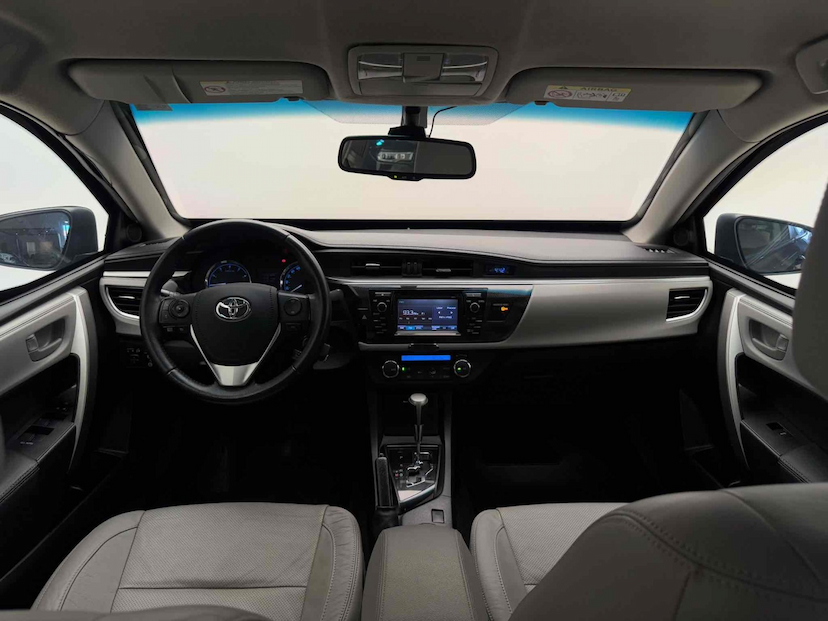 Foto do veículo TOYOTA COROLLA 2.0 XEI 16V FLEX 4P AUTOMÁTICO 2017 70.096 KM 99.900,00