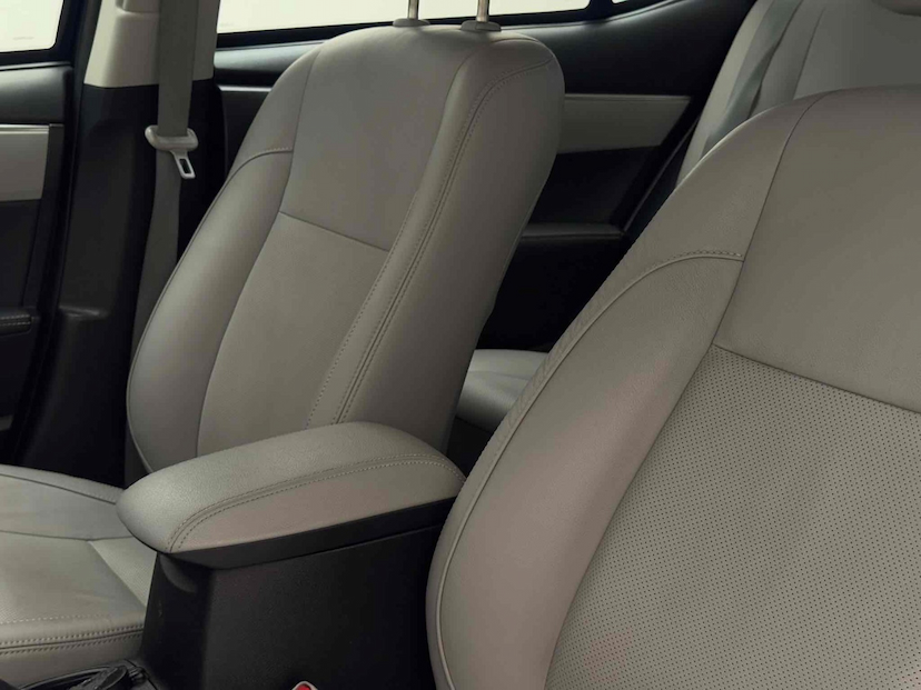Foto do veículo TOYOTA COROLLA 2.0 XEI 16V FLEX 4P AUTOMÁTICO 2017 70.096 KM 99.900,00