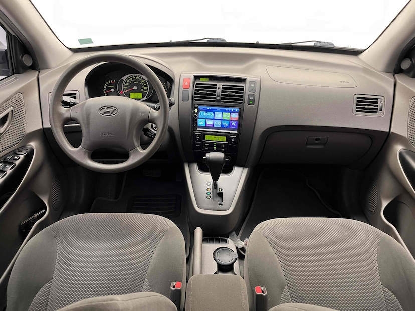 Foto do veículo HYUNDAI TUCSON 2.0 MPFI GLS 16V 143CV 2WD GASOLINA 4P AUTOMÁTICO 2012 75.554 KM 45.900,00