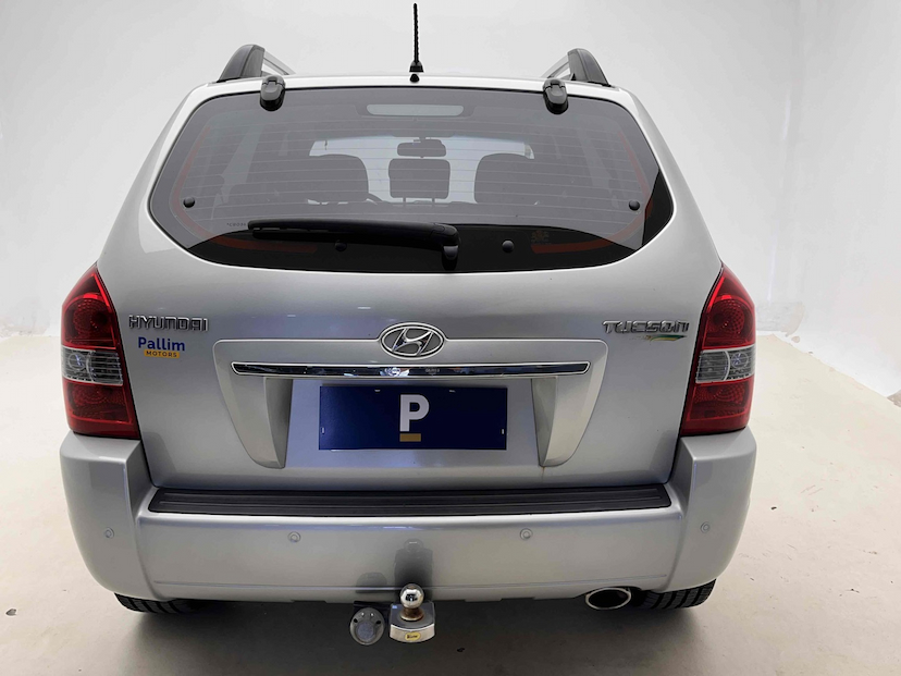 Foto do veículo HYUNDAI TUCSON 2.0 MPFI GLS 16V 143CV 2WD GASOLINA 4P AUTOMÁTICO 2012 75.554 KM 45.900,00