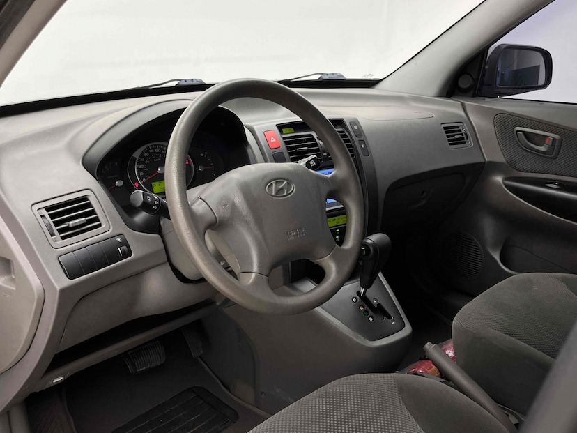 Foto do veículo HYUNDAI TUCSON 2.0 MPFI GLS 16V 143CV 2WD GASOLINA 4P AUTOMÁTICO 2012 75.554 KM 45.900,00