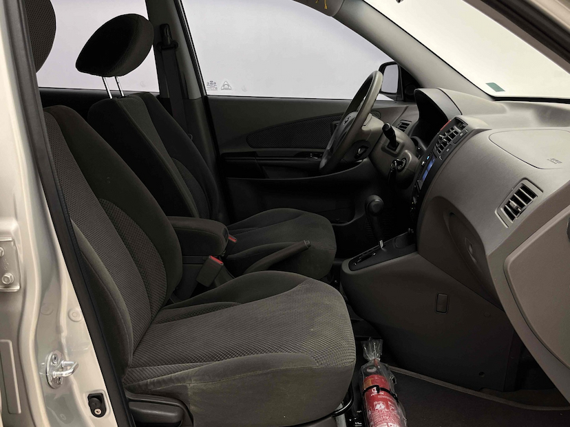 Foto do veículo HYUNDAI TUCSON 2.0 MPFI GLS 16V 143CV 2WD GASOLINA 4P AUTOMÁTICO 2012 75.554 KM 45.900,00