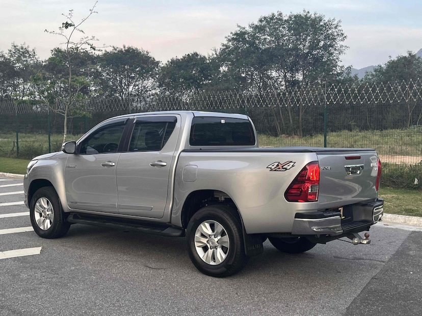 Foto do veículo TOYOTA HILUX 2.8 SRV 4X4 CD 16V DIESEL 4P AUTOMÁTICO 2018 57.437 KM 180.000,00