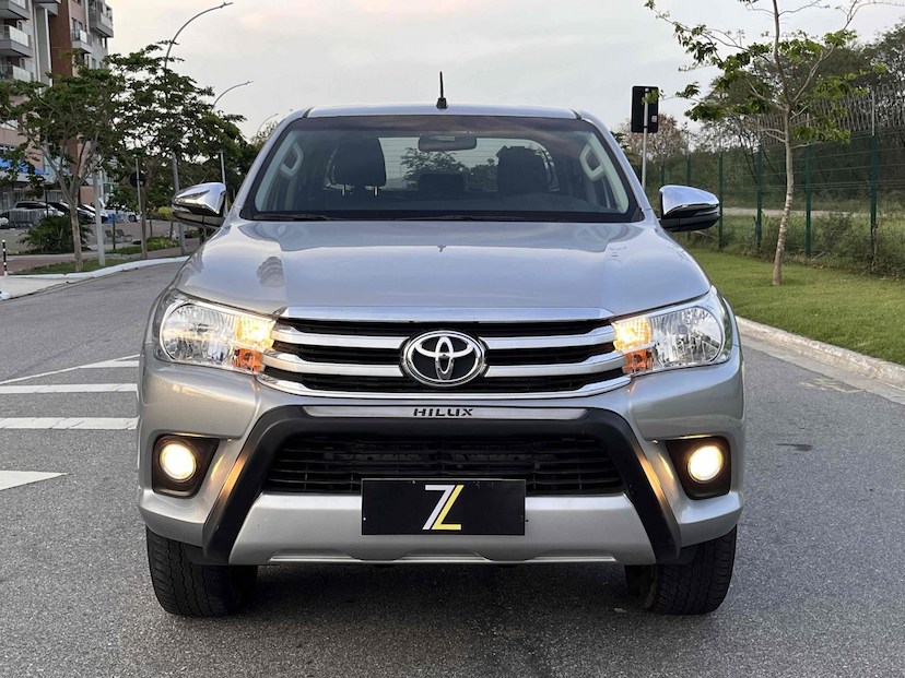 Foto do veículo TOYOTA HILUX 2.8 SRV 4X4 CD 16V DIESEL 4P AUTOMÁTICO 2018 57.437 KM 180.000,00