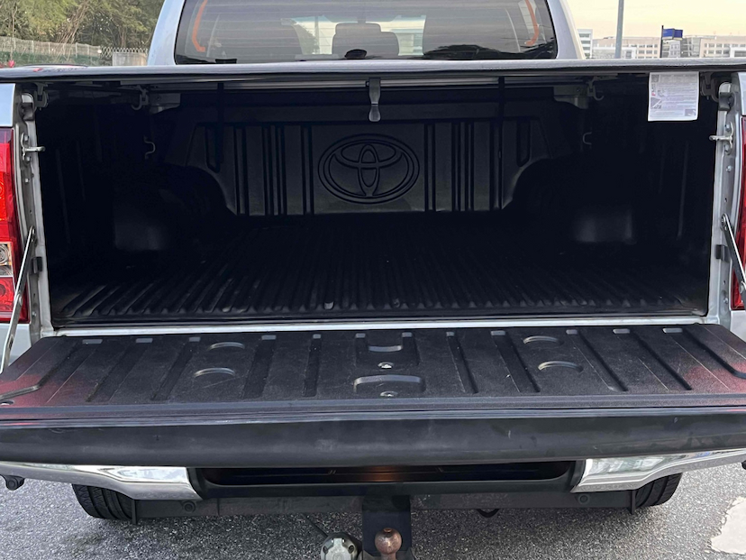 Foto do veículo TOYOTA HILUX 2.8 SRV 4X4 CD 16V DIESEL 4P AUTOMÁTICO 2018 57.437 KM 180.000,00