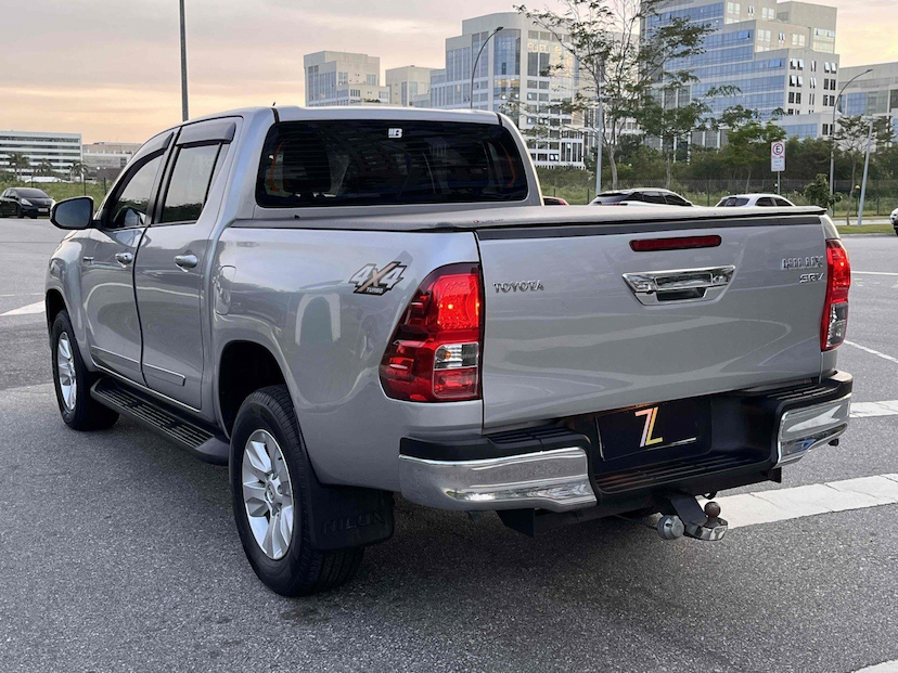 Foto do veículo TOYOTA HILUX 2.8 SRV 4X4 CD 16V DIESEL 4P AUTOMÁTICO 2018 57.437 KM 180.000,00