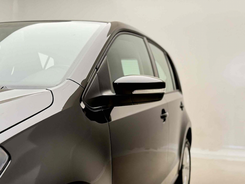 Foto do veículo VOLKSWAGEN UP 1.0 MPI MOVE UP 12V FLEX 4P MANUAL 2016 22.195 KM 45.900,00