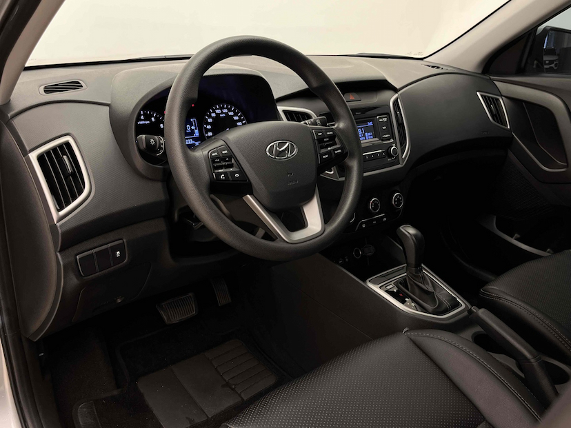Foto do veículo HYUNDAI CRETA 1.6 16V FLEX ACTION AUTOMÁTICO 2022 9.589 KM 95.900,00