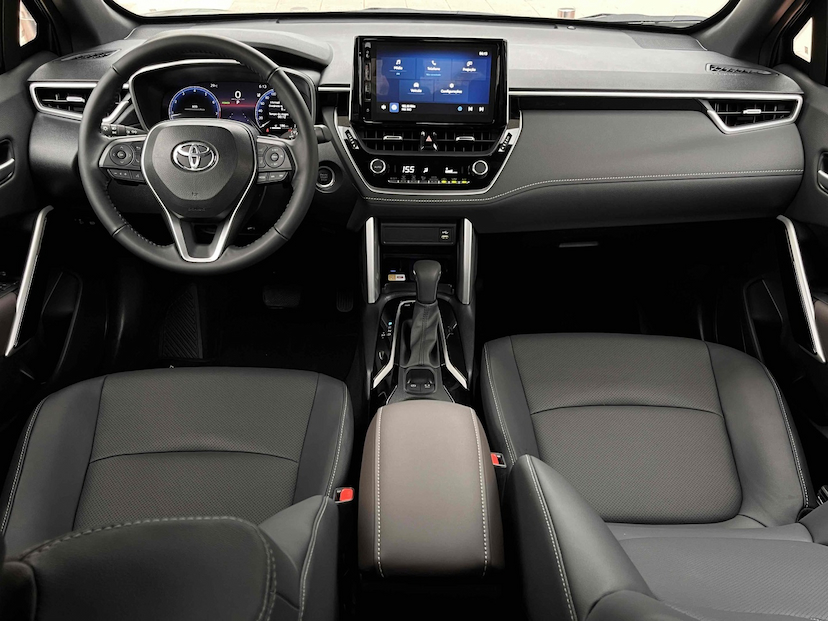 Foto do veículo TOYOTA COROLLA CROSS 2.0 VVT-IE FLEX XRE DIRECT SHIFT 2025 0 KM 254.900,00