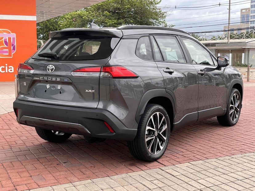Foto do veículo TOYOTA COROLLA CROSS 2.0 VVT-IE FLEX XRE DIRECT SHIFT 2025 0 KM 254.900,00
