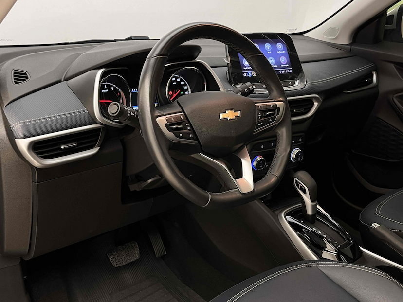 Foto do veículo CHEVROLET TRACKER 1.2 TURBO FLEX PREMIER AUTOMÁTICO 2022 18.183 KM 115.900,00