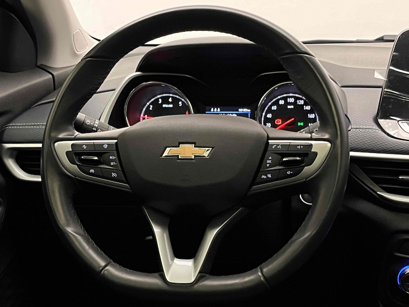 Foto do veículo CHEVROLET TRACKER 1.2 TURBO FLEX PREMIER AUTOMÁTICO 2022 18.183 KM 115.900,00