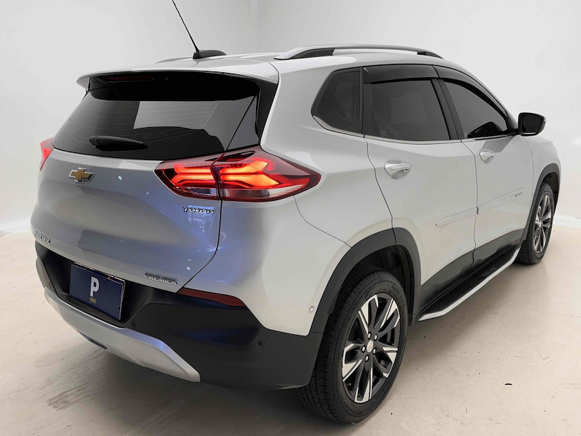Foto do veículo CHEVROLET TRACKER 1.2 TURBO FLEX PREMIER AUTOMÁTICO 2022 18.183 KM 115.900,00