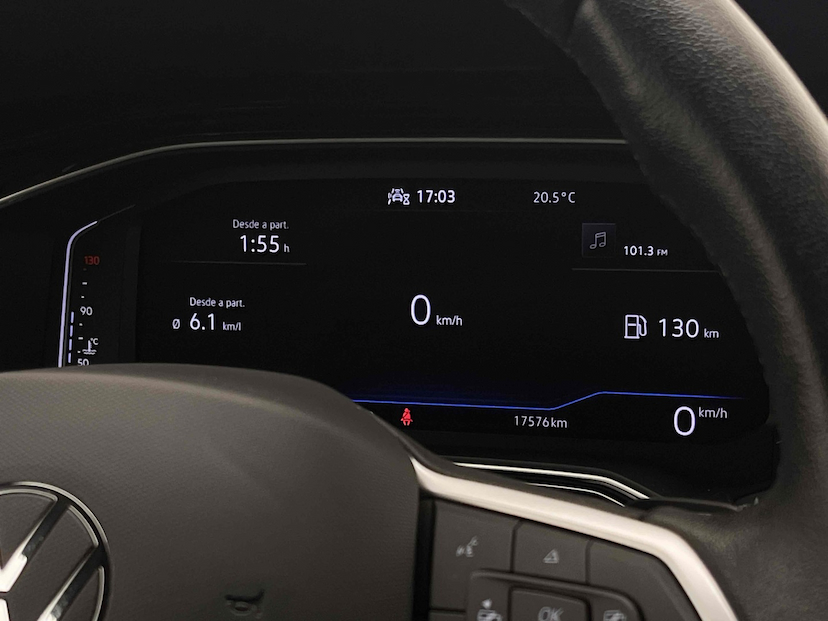 Foto do veículo VOLKSWAGEN NIVUS 1.0 200 TSI TOTAL FLEX HIGHLINE AUTOMÁTICO 2022 17.576 KM 108.900,00