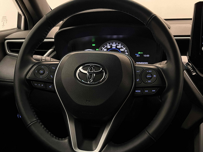 Foto do veículo TOYOTA COROLLA CROSS 1.8 VVT-I HYBRID FLEX XRV CVT 2022 34.630 KM 148.900,00