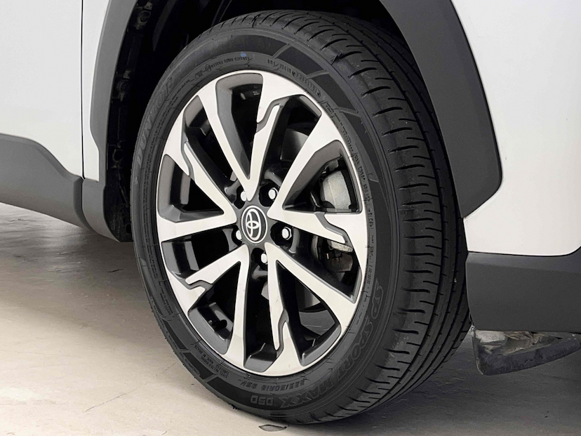 Foto do veículo TOYOTA COROLLA CROSS 1.8 VVT-I HYBRID FLEX XRV CVT 2022 34.630 KM 148.900,00