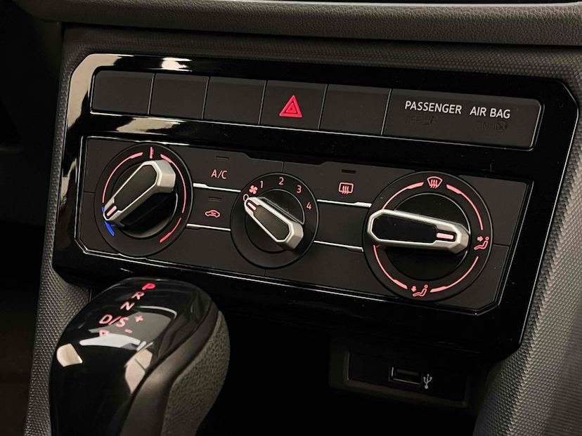 Foto do veículo VOLKSWAGEN T-CROSS 1.0 200 TSI TOTAL FLEX AUTOMÁTICO 2021 61.172 KM 94.900,00