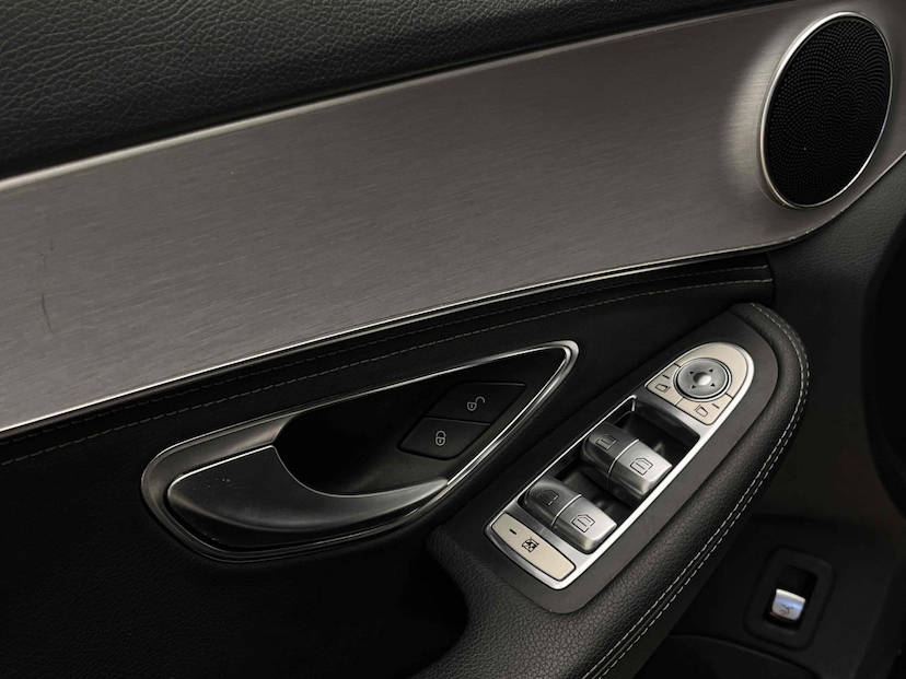 Foto do veículo MERCEDES-BENZ C 180 1.6 CGI 16V TURBO GASOLINA 4P AUTOMÁTICO 2015 21.820 KM 105.900,00