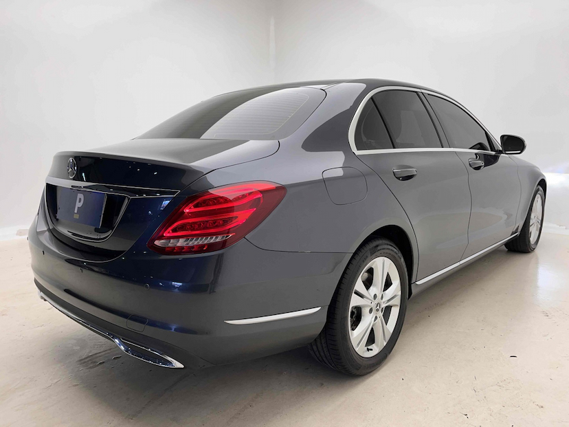 Foto do veículo MERCEDES-BENZ C 180 1.6 CGI 16V TURBO GASOLINA 4P AUTOMÁTICO 2015 21.820 KM 105.900,00