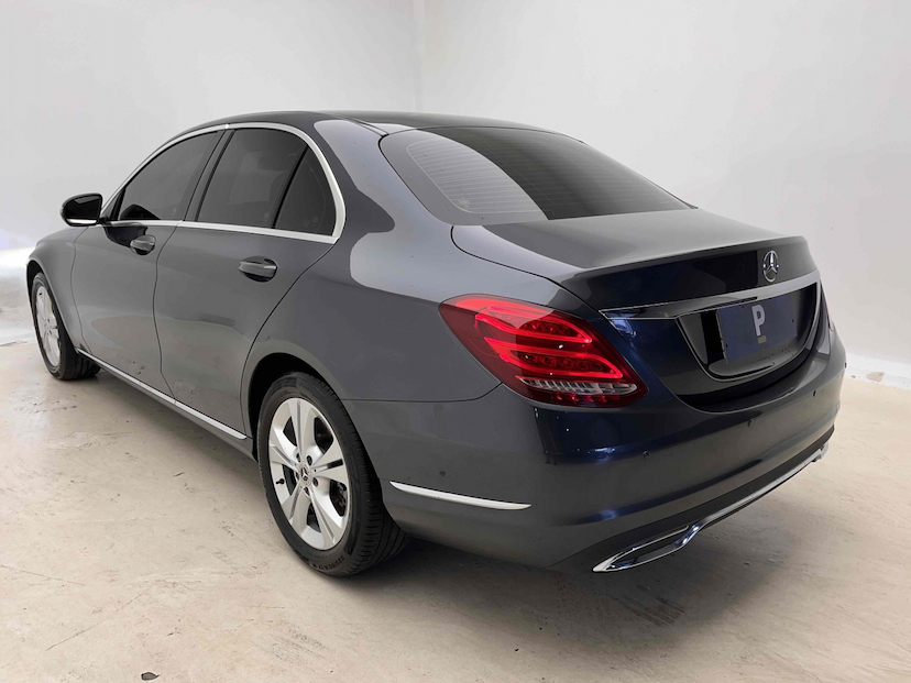 Foto do veículo MERCEDES-BENZ C 180 1.6 CGI 16V TURBO GASOLINA 4P AUTOMÁTICO 2015 21.820 KM 105.900,00