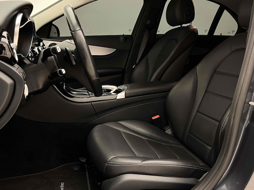 Foto do veículo MERCEDES-BENZ C 180 1.6 CGI 16V TURBO GASOLINA 4P AUTOMÁTICO 2015 21.820 KM 105.900,00