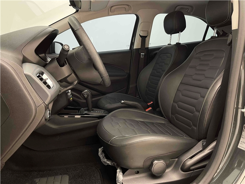Foto do veículo CHEVROLET ONIX 1.4 MPFI LTZ 8V FLEX 4P AUTOMÁTICO 2019 69.079 KM 66.900,00