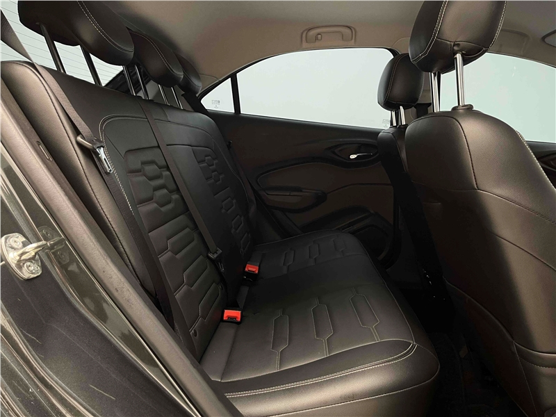Foto do veículo CHEVROLET ONIX 1.4 MPFI LTZ 8V FLEX 4P AUTOMÁTICO 2019 69.079 KM 66.900,00
