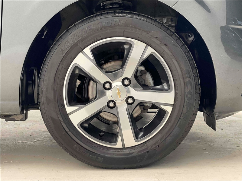 Foto do veículo CHEVROLET ONIX 1.4 MPFI LTZ 8V FLEX 4P AUTOMÁTICO 2019 69.079 KM 66.900,00