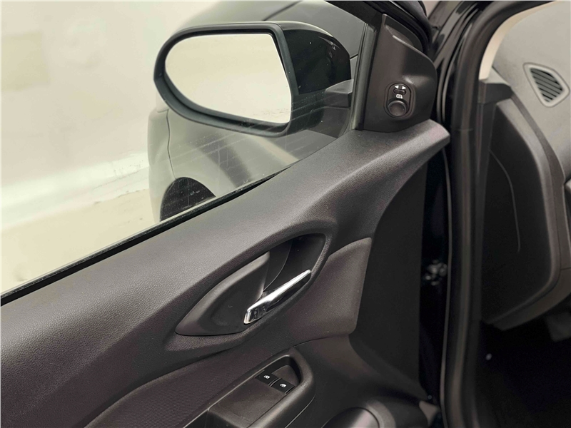 Foto do veículo CHEVROLET PRISMA 1.4 MPFI LT 8V FLEX 4P MANUAL 2019 50.638 KM 63.900,00